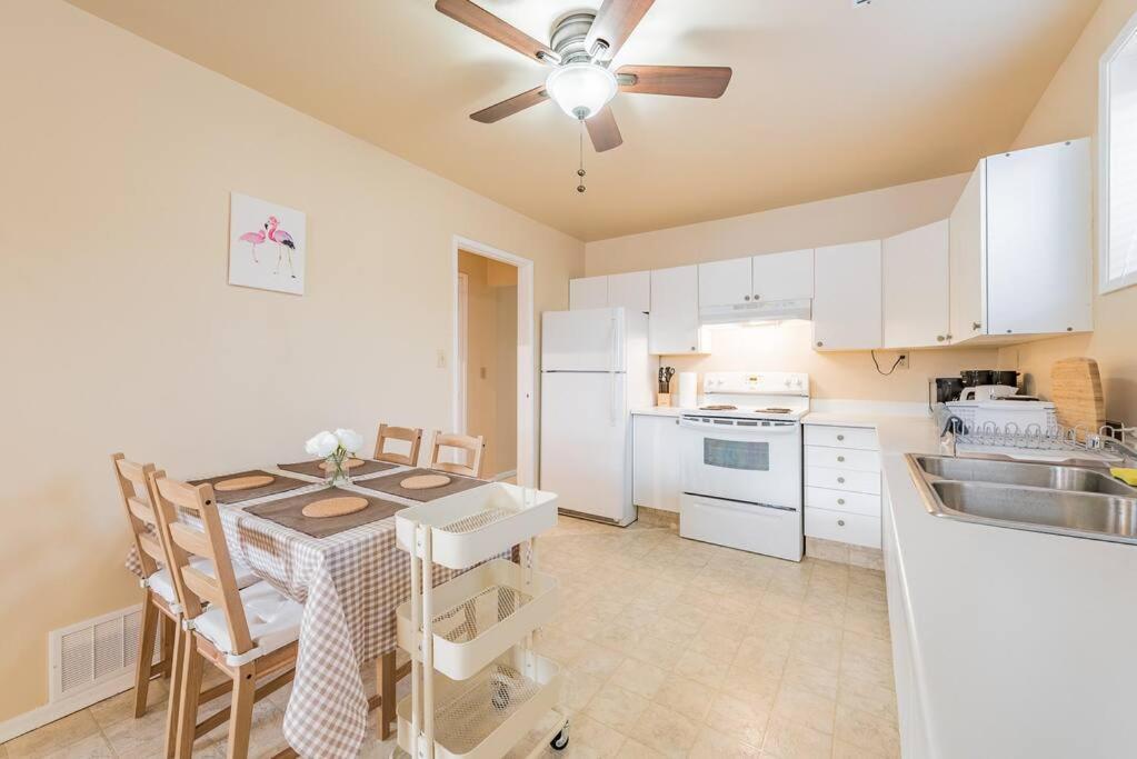Mt Pleasant Nw 2 Bedrooms 500 Calgary Luaran gambar